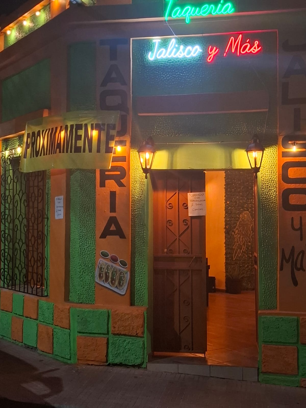 Exterior de la taquería